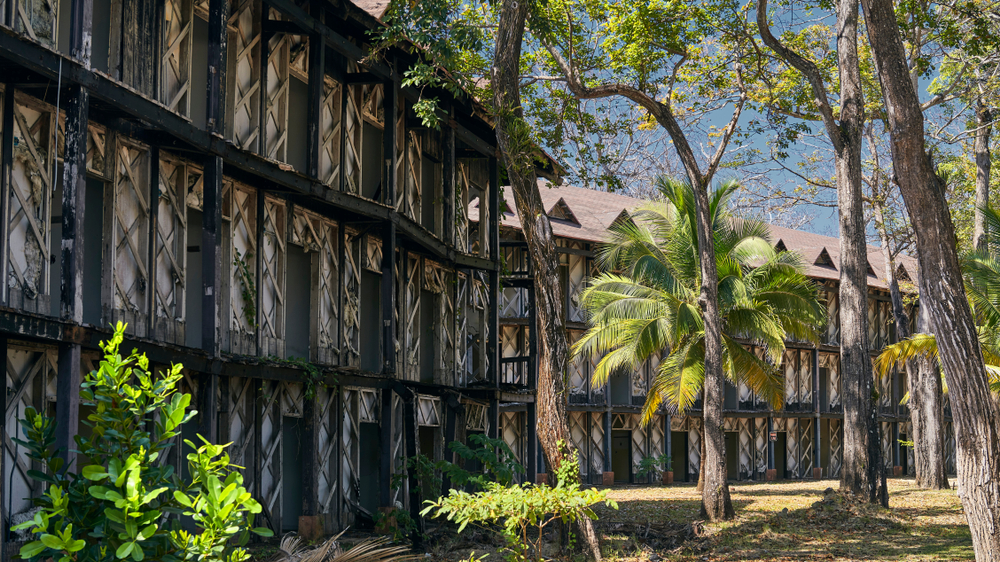 Hotel abandonado en Contadora