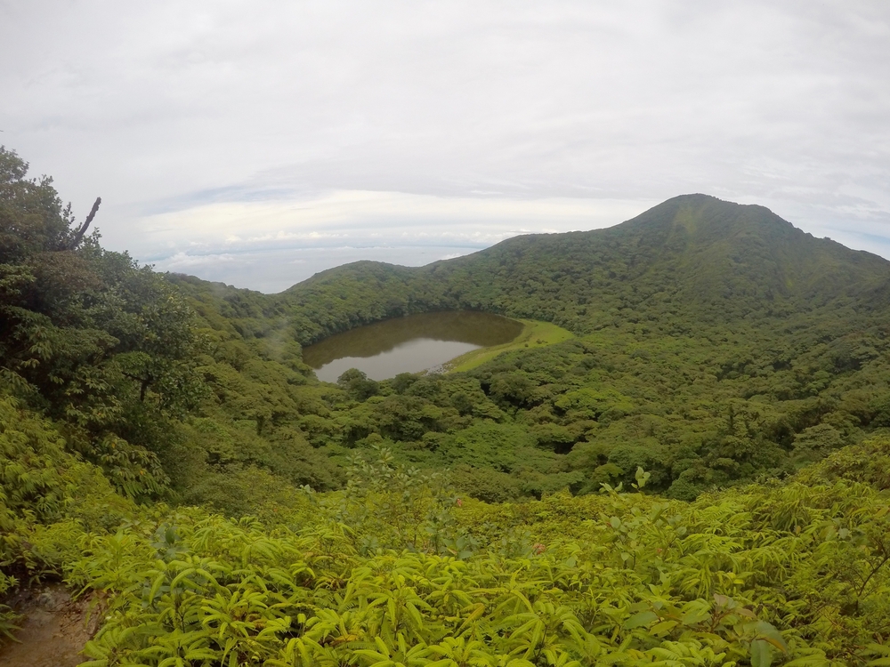 Lago en el Volcán Maderas de Ometepe