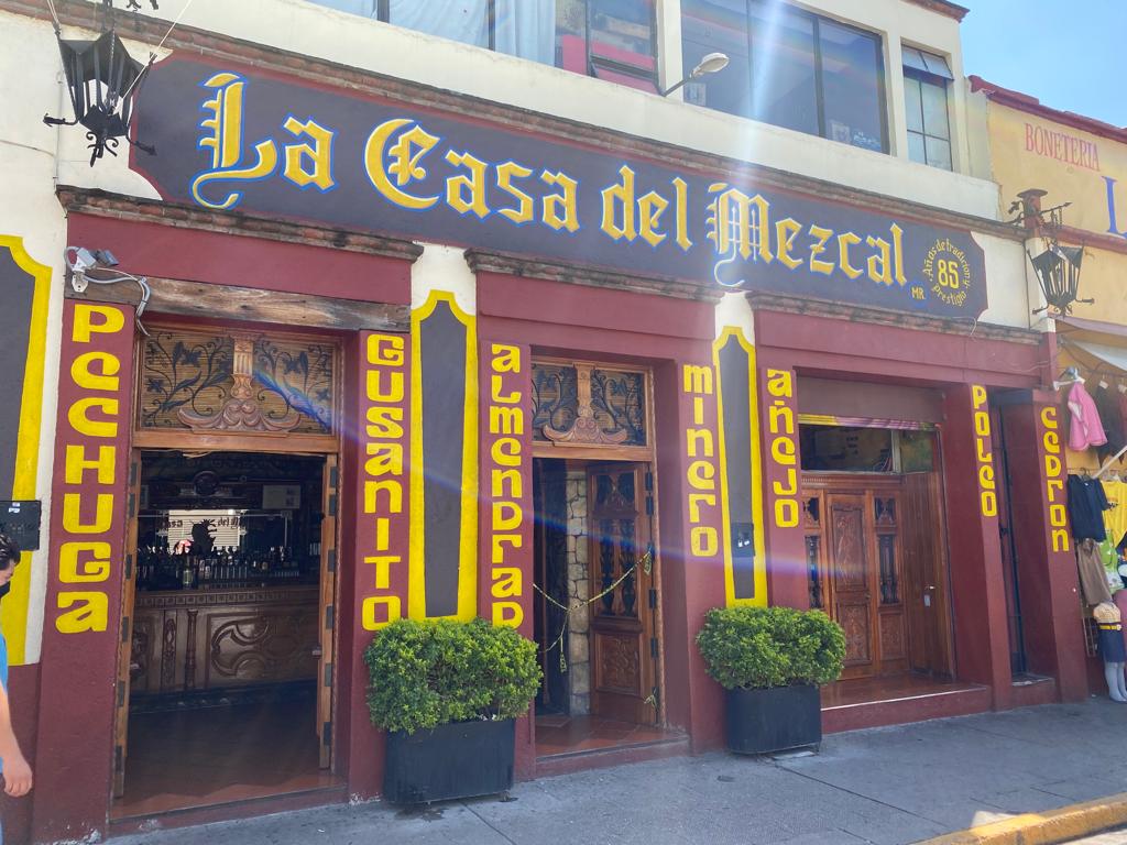Mezcalería en Oaxaca