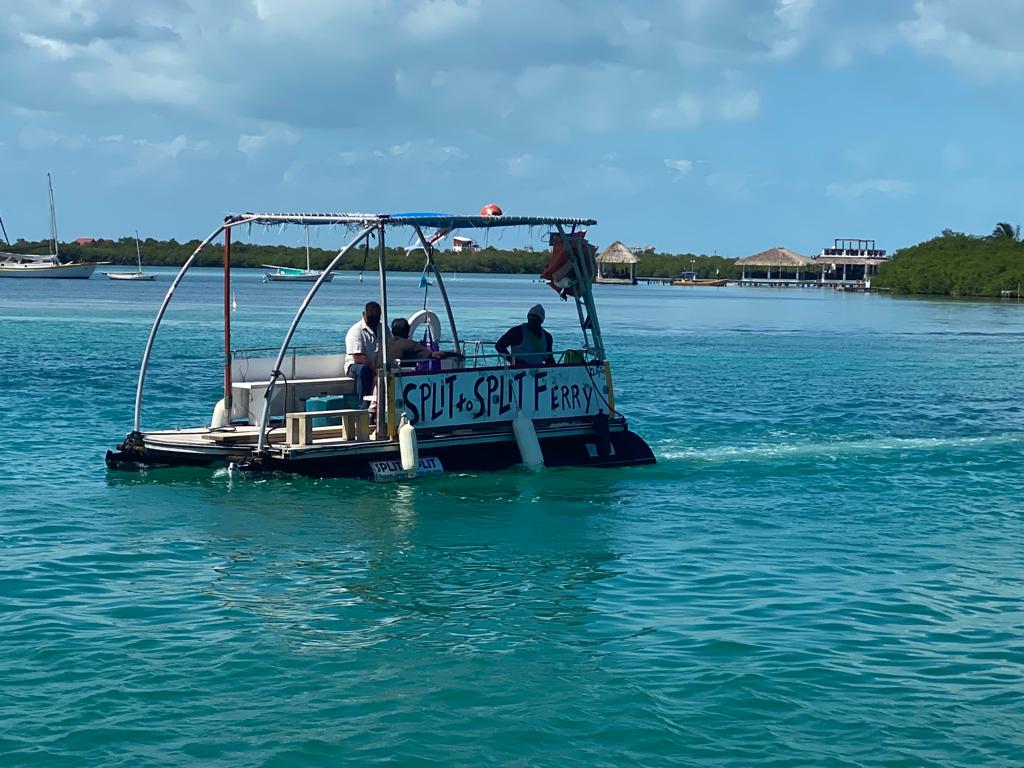 Barco que atraviesa el Split en Cayo Caulker